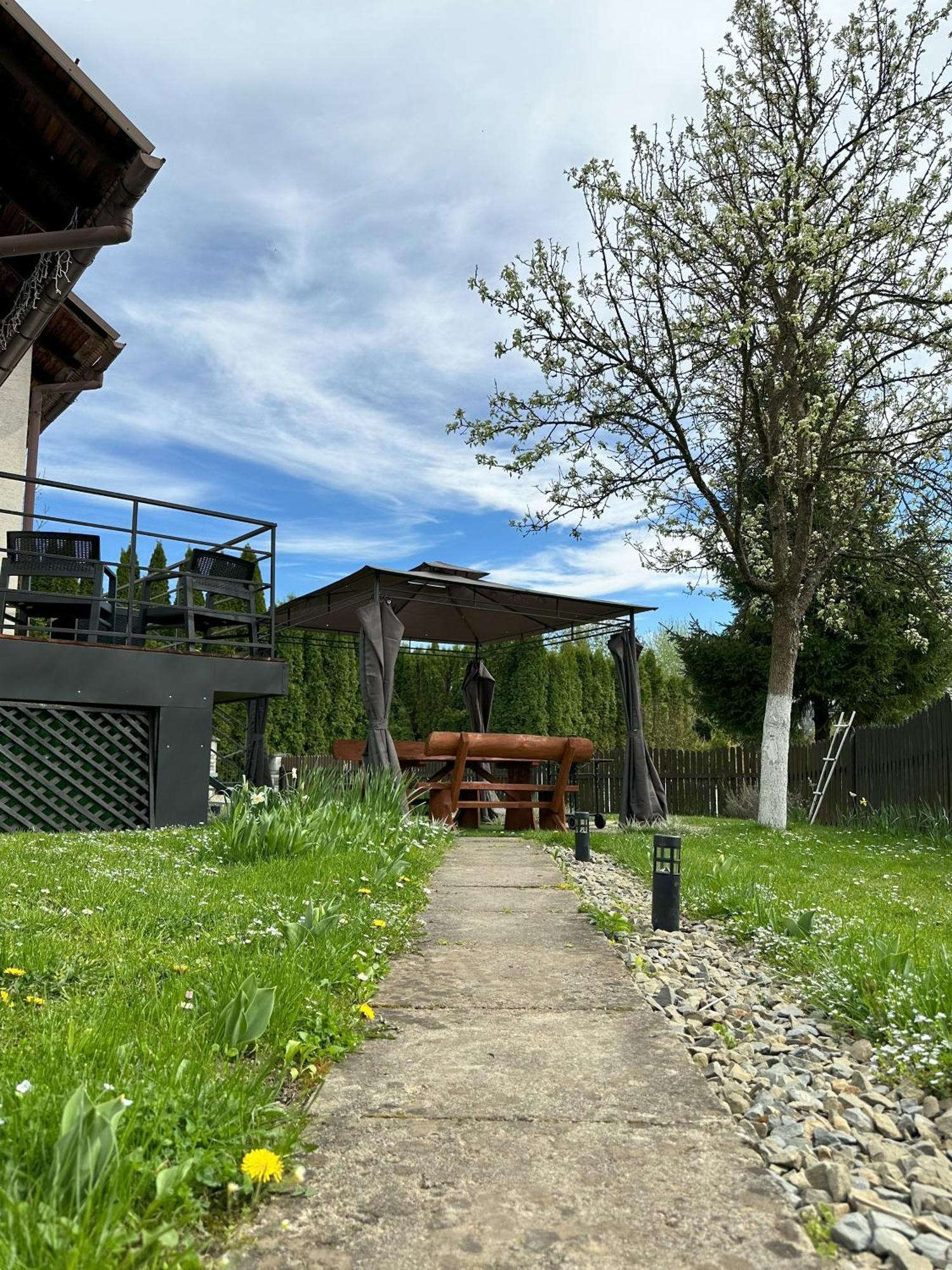 Na Zielonym Szlaku Apartment Ustrzyki Dolne